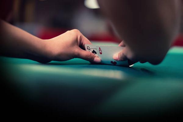 How Modern Internet Standards Influence the เว็บพนัน Experience